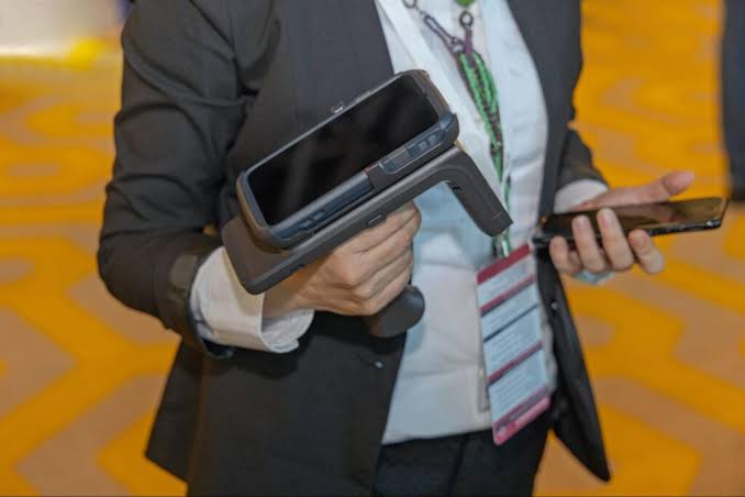 تطبيق RFID